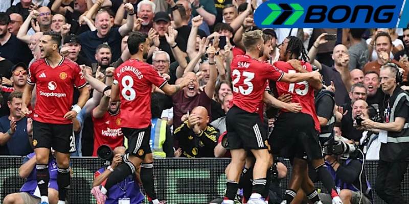 Soi kèo trận đấu MU vs Burnley cùng 777 bóng