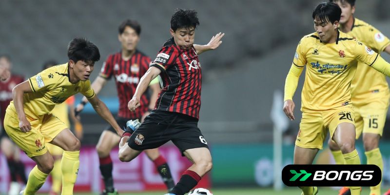 Soi kèo Suwon FC vs Gwangju FC (18/7)